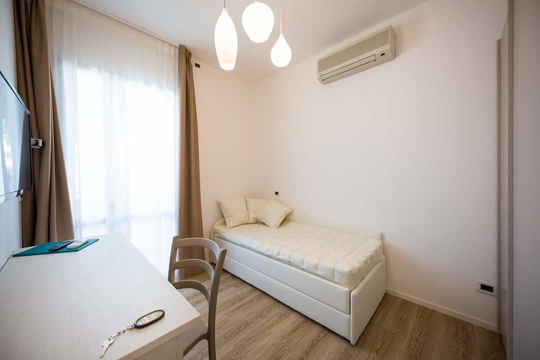 Hotel Villa Maria Каорле Экстерьер фото
