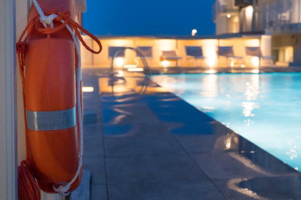 Hotel Villa Maria Каорле Экстерьер фото